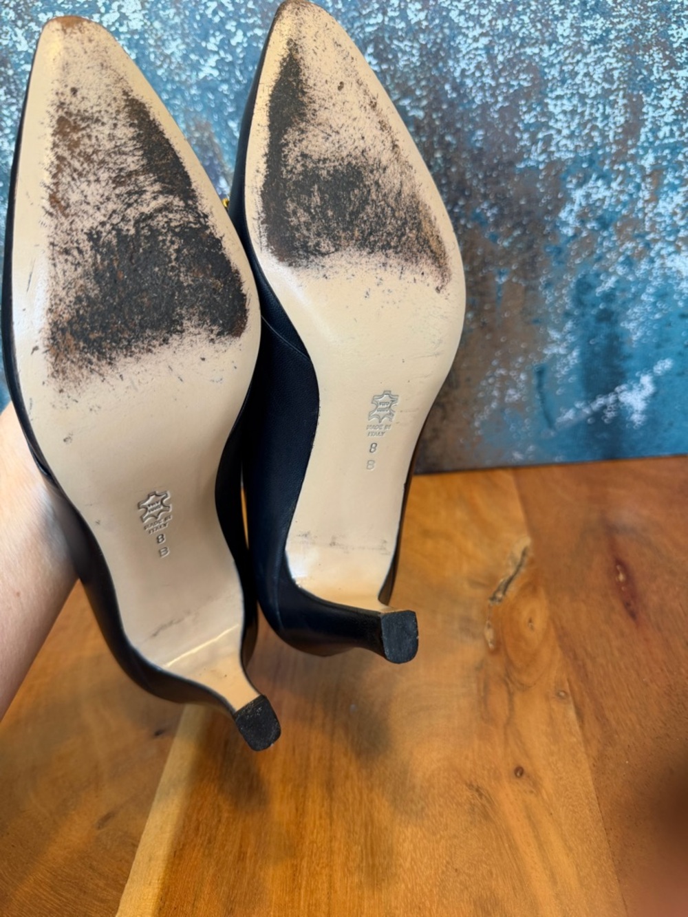 Versani Old Money Vintage Leather Heels Navy/Gold Pumps 8B (GUC) - Picture 12 of 12